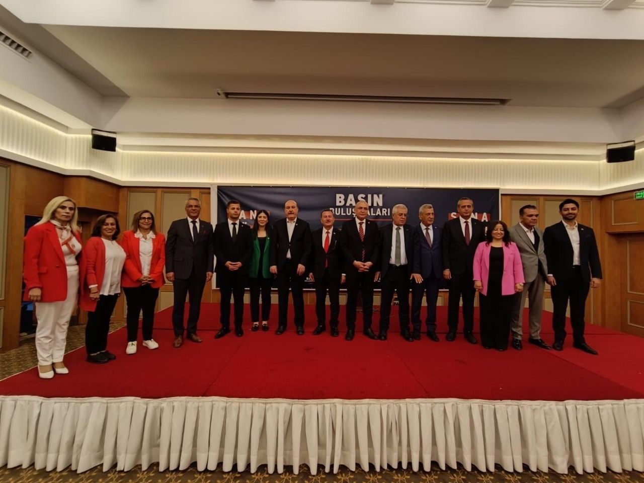 Melih MERİÇ | 28. Dönem CHP Gaziantep Milletvekili - CHP Gaziantep adayları gazetecilerle buluştu